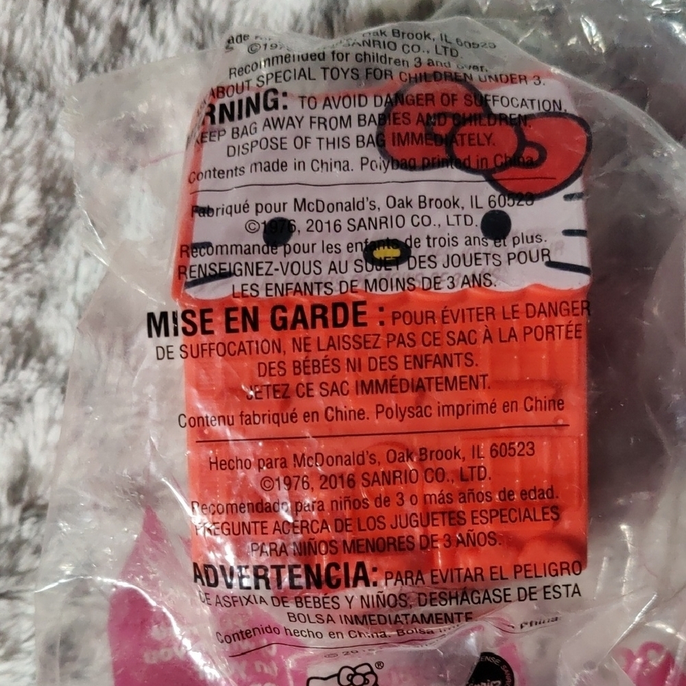McDonald's Hello Kitty House Toy - Picture 1 of 3